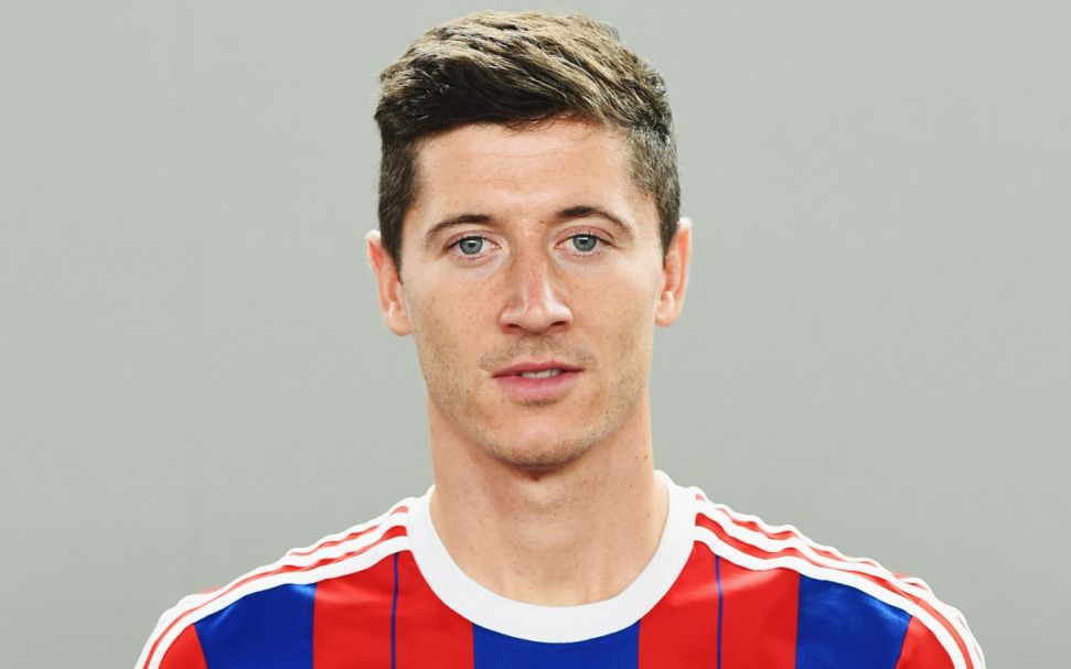 意媒：国米和米兰想签马里奥-希拉，拉齐奥给球员估价3500万（意媒称：国米与米兰有意引进马里奥-希拉，拉齐奥标价3500万）