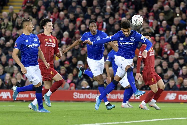 那不勒斯体育总监曼纳：德布劳内将至少伤缺至2月底（那不勒斯体育总监曼纳称：德布劳内至少缺阵至2月底）