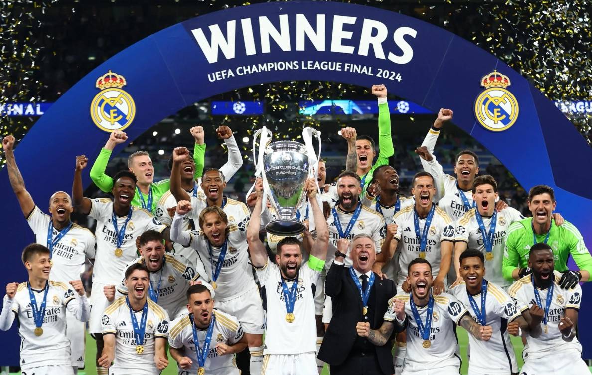 德转7月球员页面浏览量榜：奥斯梅恩第一，拉什福德在列（德转公布7月球员页面热度榜：奥斯梅恩居首，拉什福德上榜）