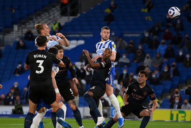 韩足晚报（2025.11.27）城南客场爆冷淘汰首尔衣恋（韩足晚报（2025.11.27）：城南客场上演冷门，淘汰首尔衣恋）