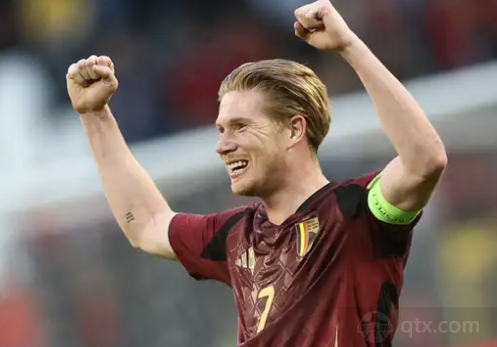 13胜4平，那不勒斯自1987年以来首次全年意甲主场保持不败（那不勒斯意甲全年主场不败，13胜4平达成1987年以来首次）